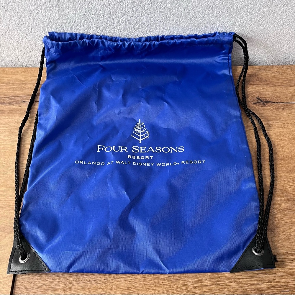 FOUR SEASONS RESORT Orlando Walt Disney World Blue Drawstring Backpack Bag NEW